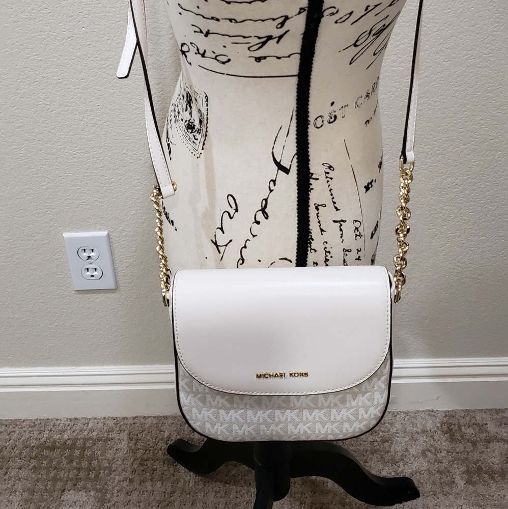 *SALE*MKJacquard Signature Half  Dome crossbody